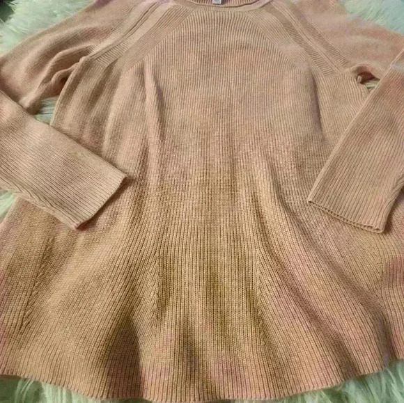 Croft & Barrow Women's  peach color, long sleeve, lightweight, sweater size PL - Picture 12 of 12